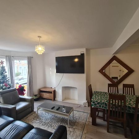 3-Bed House In London Self-Contained In Ladywell 빌라 외부 사진