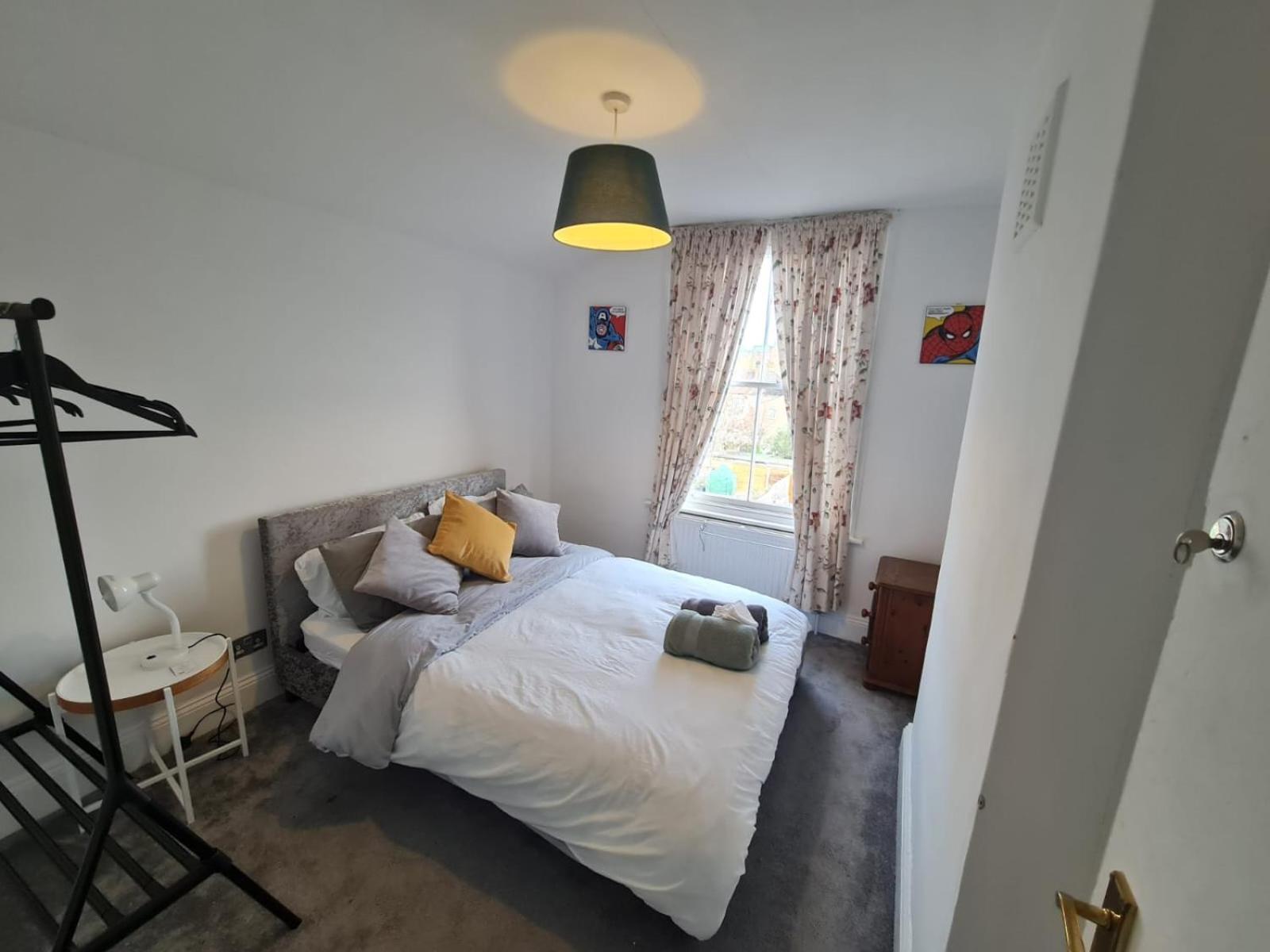 3-Bed House In London Self-Contained In Ladywell 빌라 외부 사진