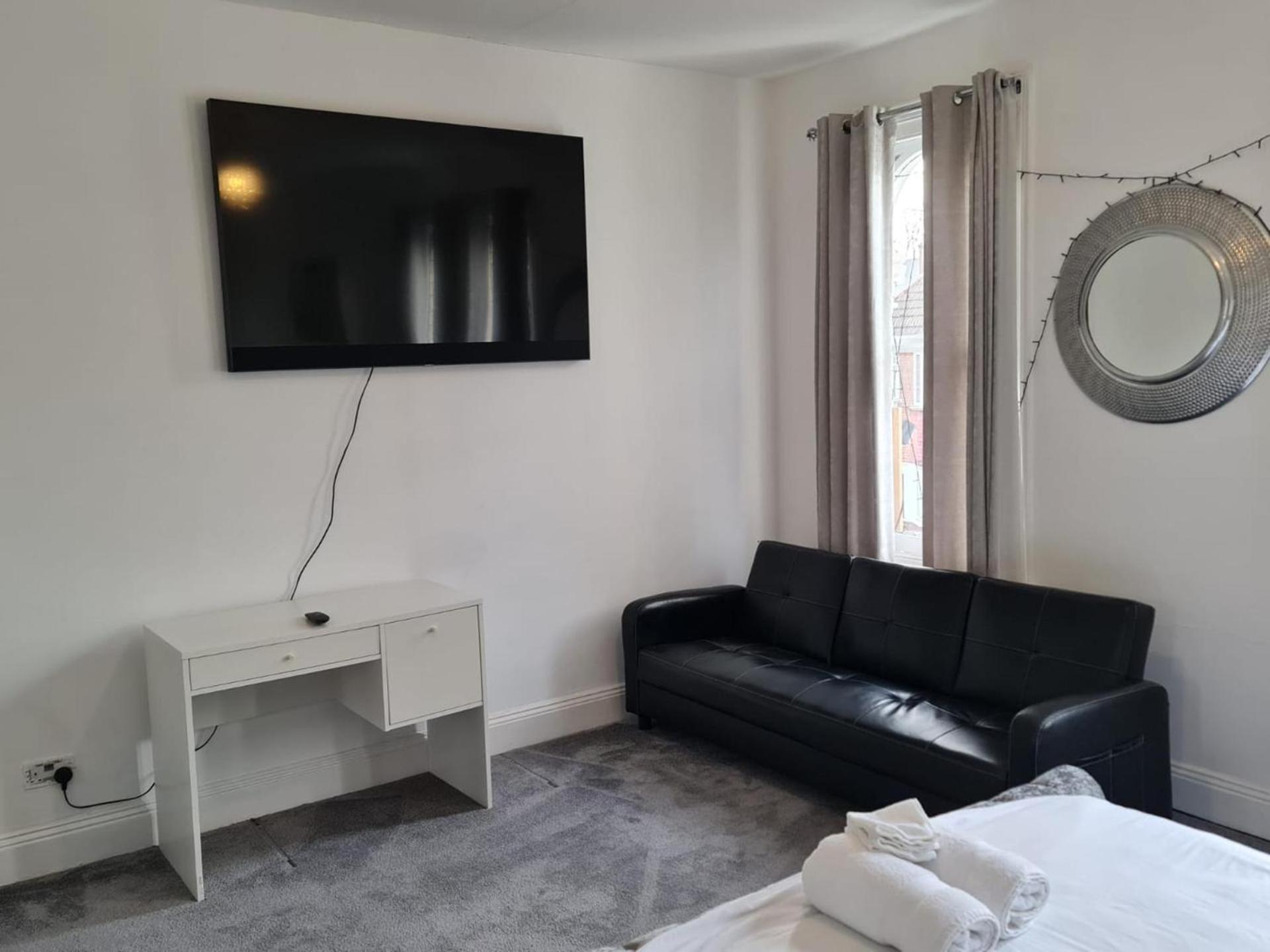 3-Bed House In London Self-Contained In Ladywell 빌라 외부 사진