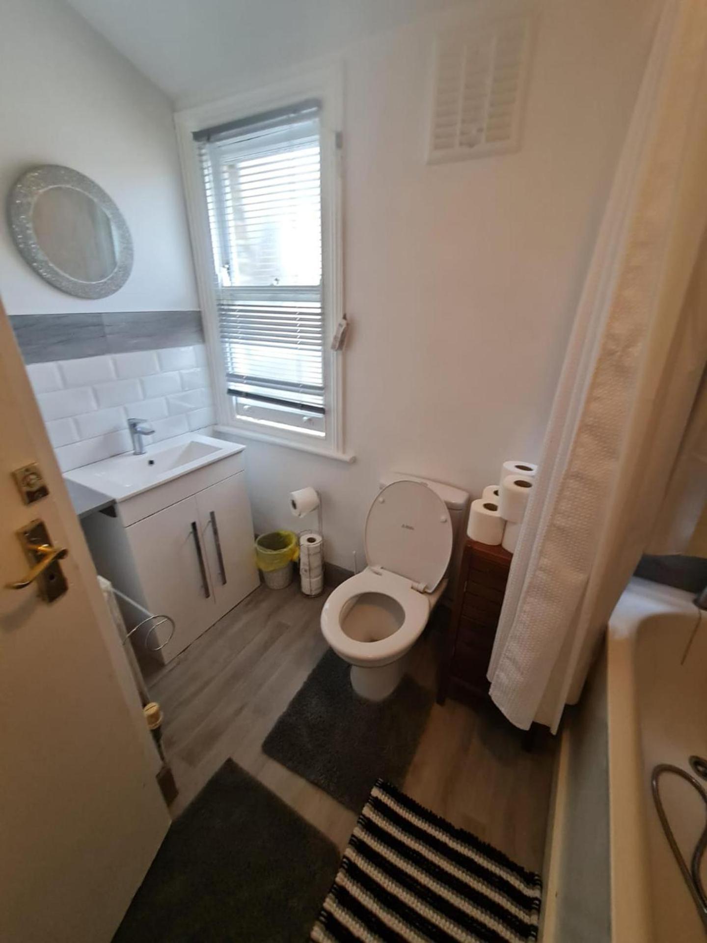 3-Bed House In London Self-Contained In Ladywell 빌라 외부 사진