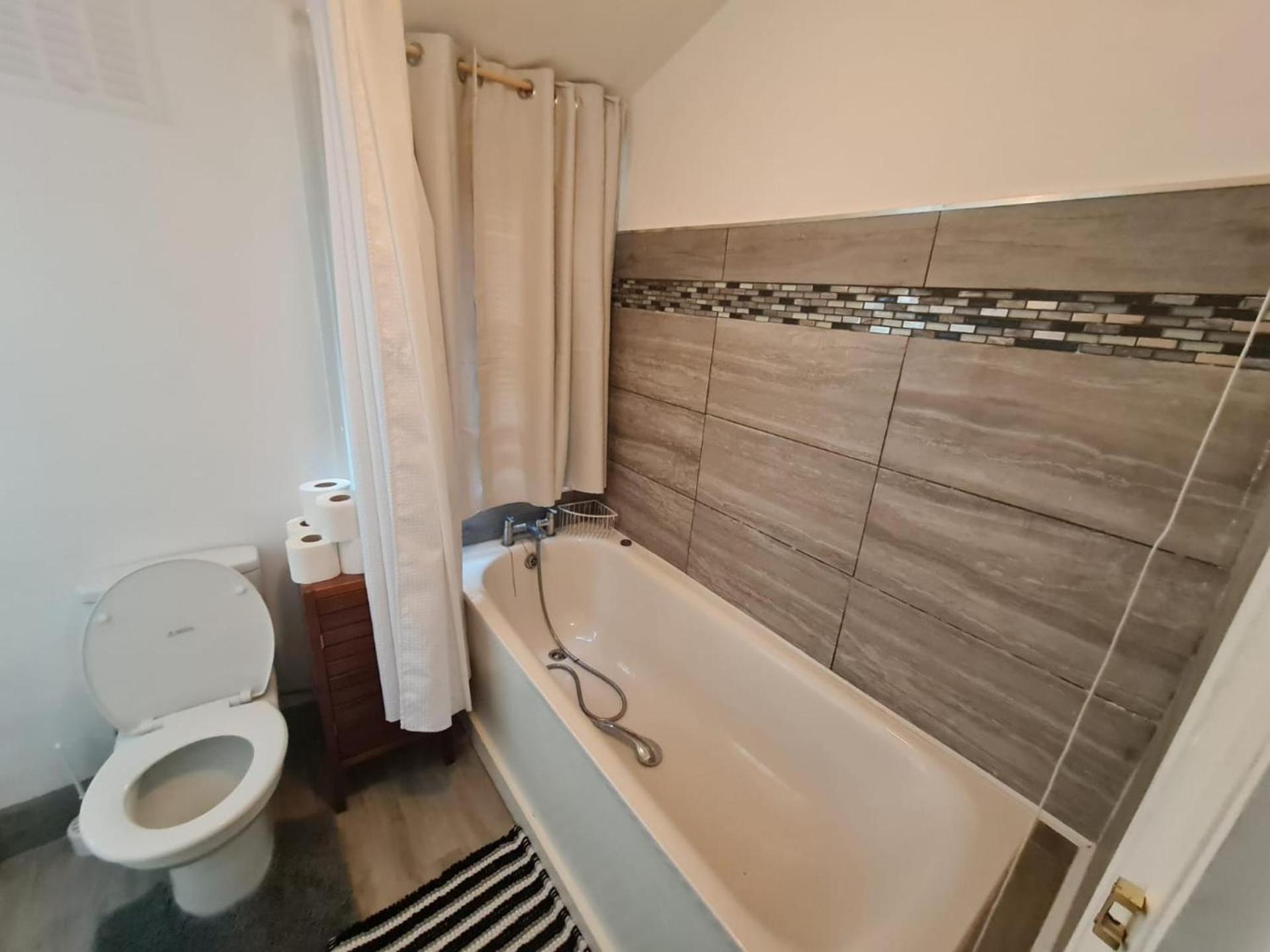 3-Bed House In London Self-Contained In Ladywell 빌라 외부 사진